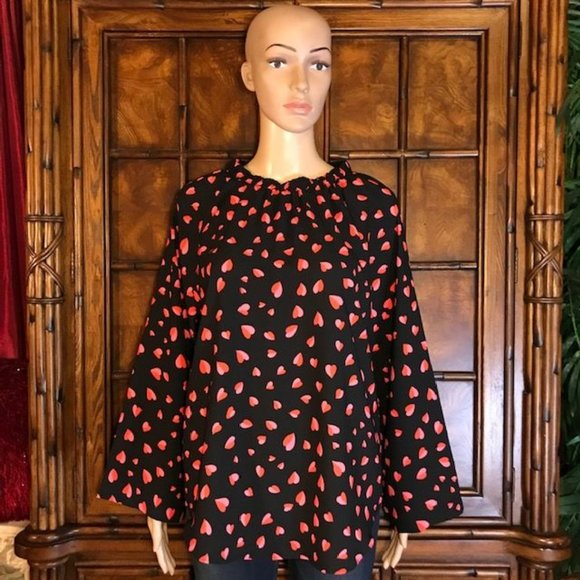 Ann Taylor Hearts Bell Sleeve Curve Hem Top - Picture 2 of 16